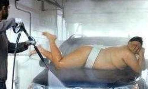 二战时代日原卒为什么衣着布袋内裤