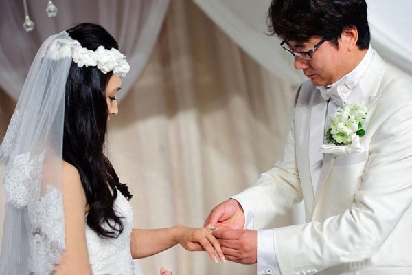 白静为什么被夫君杀死 伙共情夫骗老公钱气死婆婆