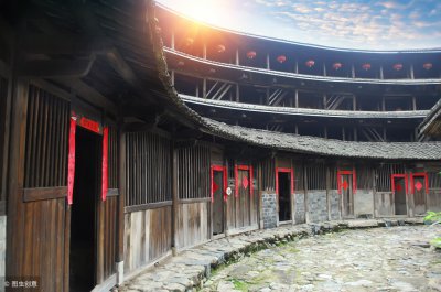 ​乖张是什么意思（”乖张”是褒义词还是贬义词）