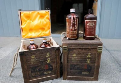 ​茅台集团封坛原浆酒52度价格，茅台集团封坛原浆酒1999