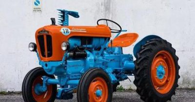 ​认识没几天的男朋友管我借钱(刚认识的男朋友借钱怎么办)