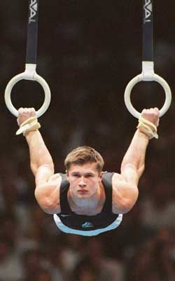 涅莫夫单杠事件评价(涅莫夫单杠事件裁判有谁)-第1张图片-