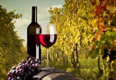 ​睡前喝红酒长胖吗？睡前喝红酒长胖吗女生