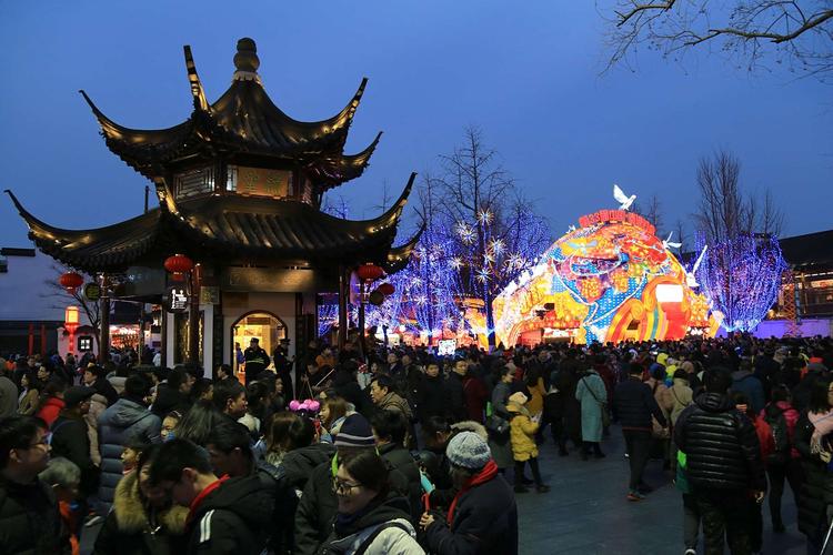 4.夫子庙秦淮河灯会