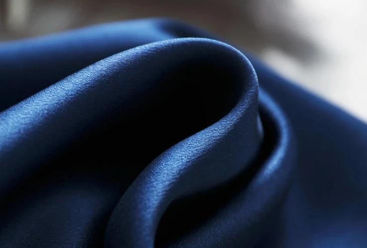 桑蚕丝双绉是什么意思(双绉是最低端的桑蚕丝么)