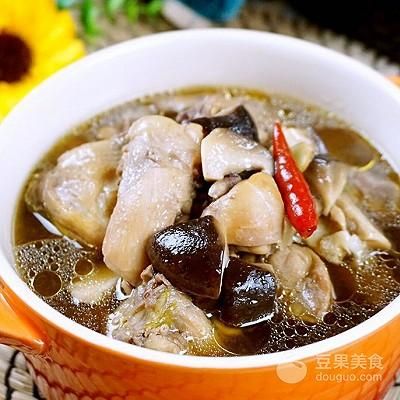 高压锅炖鸡多长时间(高压锅炖鸡怎么炖好吃)-第2张图片-