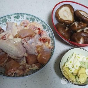 ​高压锅炖鸡多长时间(高压锅炖鸡怎么炖好吃)