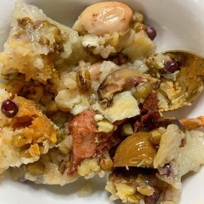 2斤糯米包多少粽叶(1斤糯米包多少粽子)-第2张图片-