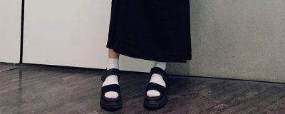 ​黑色长裙配什么鞋子