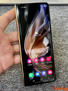 ​三星折叠屏手机最新款2023报价及图片 三星折叠屏手机最新款2023参数