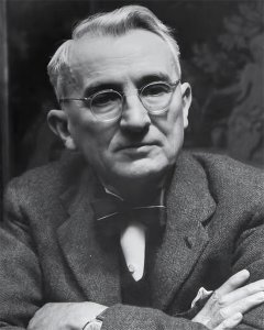 ​人性的弱点是什么类型的书(，《人性的弱点》到底是一本什么样的书？)