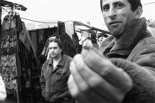 90年代，我在俄罗斯当倒爷，日赚上百美金，被黑社会追杀逃回中国