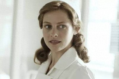 ​别忽略了《血战钢锯岭》中迷人的她！