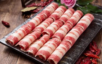 ​肥牛是牛的哪个部位（肥牛简直是懒人的宝藏，可它到底是牛的哪块肉呢？）