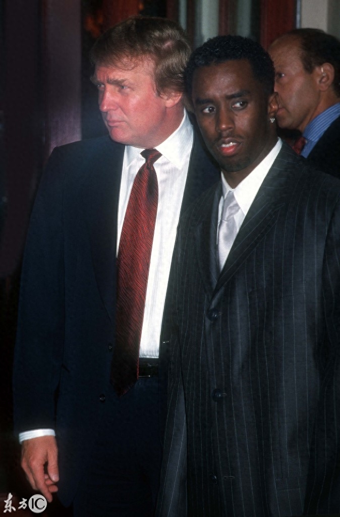 1988年到1998年,10年间的特朗普和家人,伊万卡13岁就很漂亮