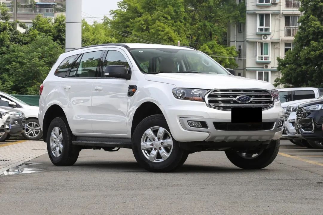 0万左右的越野车四驱哪个好点(专为硬汉准备,20万考虑这4款越野车,四驱都很强悍)"