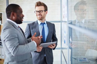 ​《销售技巧》：销售沟通的八大技巧