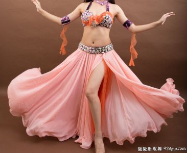​肚皮舞服饰穿搭（同样是肚皮舞服，你穿对了吗？）