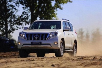 ​丰田2700(普拉多2700重返天津港？)