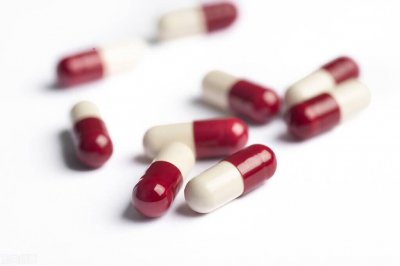 ​先锋霉素  被列入伤肾黑名单！医生说错误服用它们，小心肾衰竭