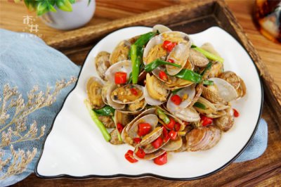 ​花甲如何快速吐沙 花甲快速吐沙，海边人教的好方法，不用盐不用油就能吐干净