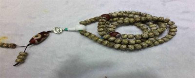 ​用水泡过的星月菩提还能盘吗 泡过水的星月菩提盘玩效果图