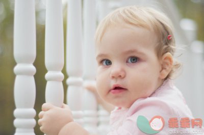 ​宝宝脸皴了怎么办小妙招（妈咪支招：冬天宝宝脸皴了怎么办？）