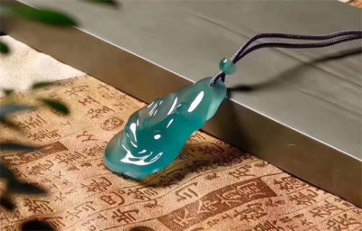 ​危地马翡翠为啥不值钱  ，人人见到人人喊打，你真的这样认为吗？