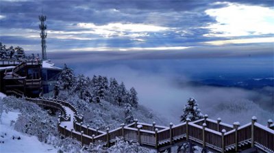 ​西岭雪山一日游攻略超详细攻略（冬季旅游热门景点 西岭雪山旅游攻略）