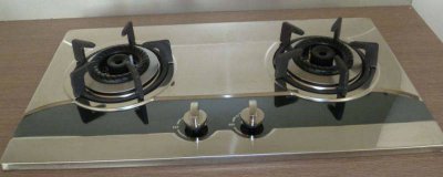 ​燃气灶打不着气是怎么回事 燃气灶打不着 有电有气怎么回事