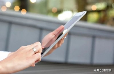 ​苹果无缘无故没声音了（苹果无缘无故没声音了音量键也按不动是什么情况）