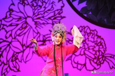 ​小白玉霜是白玉霜的女儿吗 小白玉霜丈夫简介