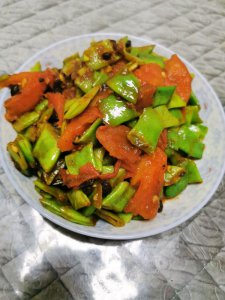 ​扁豆角最正宗的做法 学会西红柿炒扁豆角，解锁正宗味儿