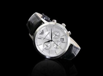 ​没有开表器怎么打开手表后盖（没有开表器怎么打开手表后盖呢）