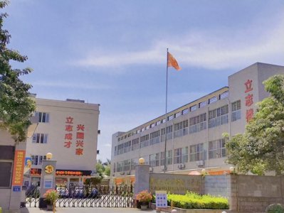 ​漳州立兴教育：高考复读培训学校当中的一匹黑马