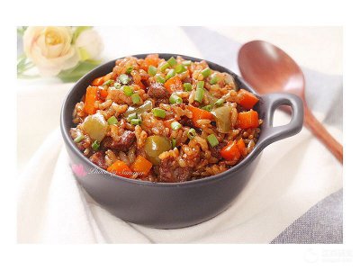 ​这才是最简单的酱油焖饭做法，喜欢的别错过哦！