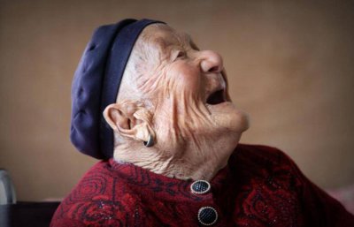 ​全球寿命最长的国家是哪个国家排名 全球寿命最长的国家和地区