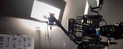 ​外拍闪光灯哪个品牌好点耐用 摄影闪光灯哪个牌子好推荐下