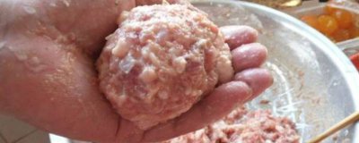 ​肉馅放一会出水 肉馅放水多了怎么补救