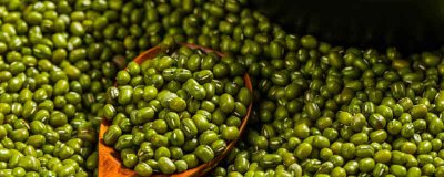 ​绿豆汤是红色的还是绿色的 绿豆汤为什么汤是红色的