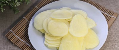 ​土豆和鸡蛋能一起吃吗 早餐 土豆和鸡蛋能一起吃吗 新闻