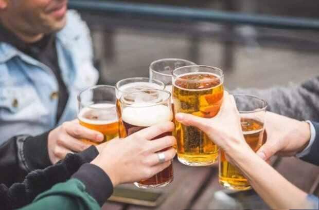 酒驾的酒精含量是多少？饮酒多少毫升算酒驾-