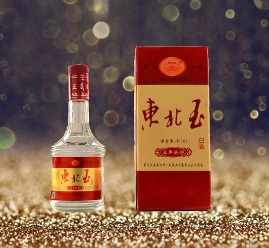 讷河产白酒一箱二大瓶价格