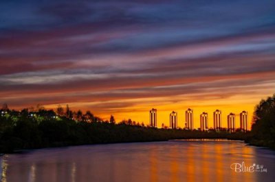 ​俄罗斯三只熊啤酒  俄罗斯啤酒三只熊和大白熊的区别