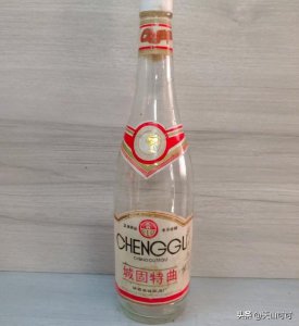 ​泸州窖香天下鉴赏(中国泸州天下珍窖价格)