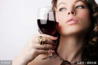 ​拉菲葡萄酒的酸涩苦(葡萄酒苦酸涩很难喝正常吗)