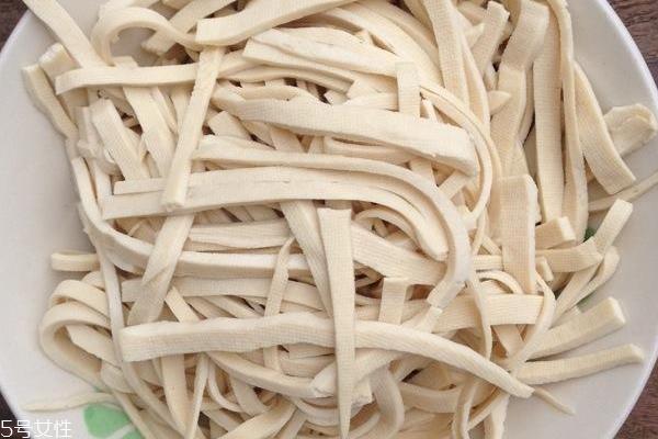 千张能生吃吗 凉拌更美味 千张能生吃吗 凉拌更美味