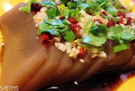 猪皮冻为什么不透明 可能是锅的原因 猪皮冻为什么不透明 可能是锅的原因