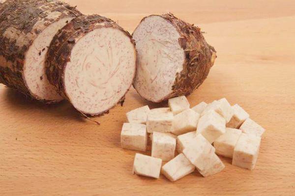 芋头能和牛奶一起吃吗 芋头能和螃蟹一起吃吗 芋头能和牛奶一起吃吗 芋头能和螃蟹一起吃吗