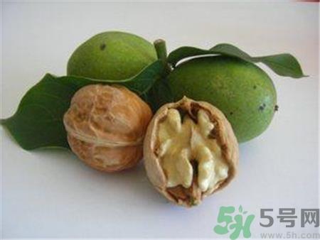 新鲜核桃怎么去皮?新鲜核桃怎么吃? 新鲜核桃怎么去皮?新鲜核桃怎么吃?